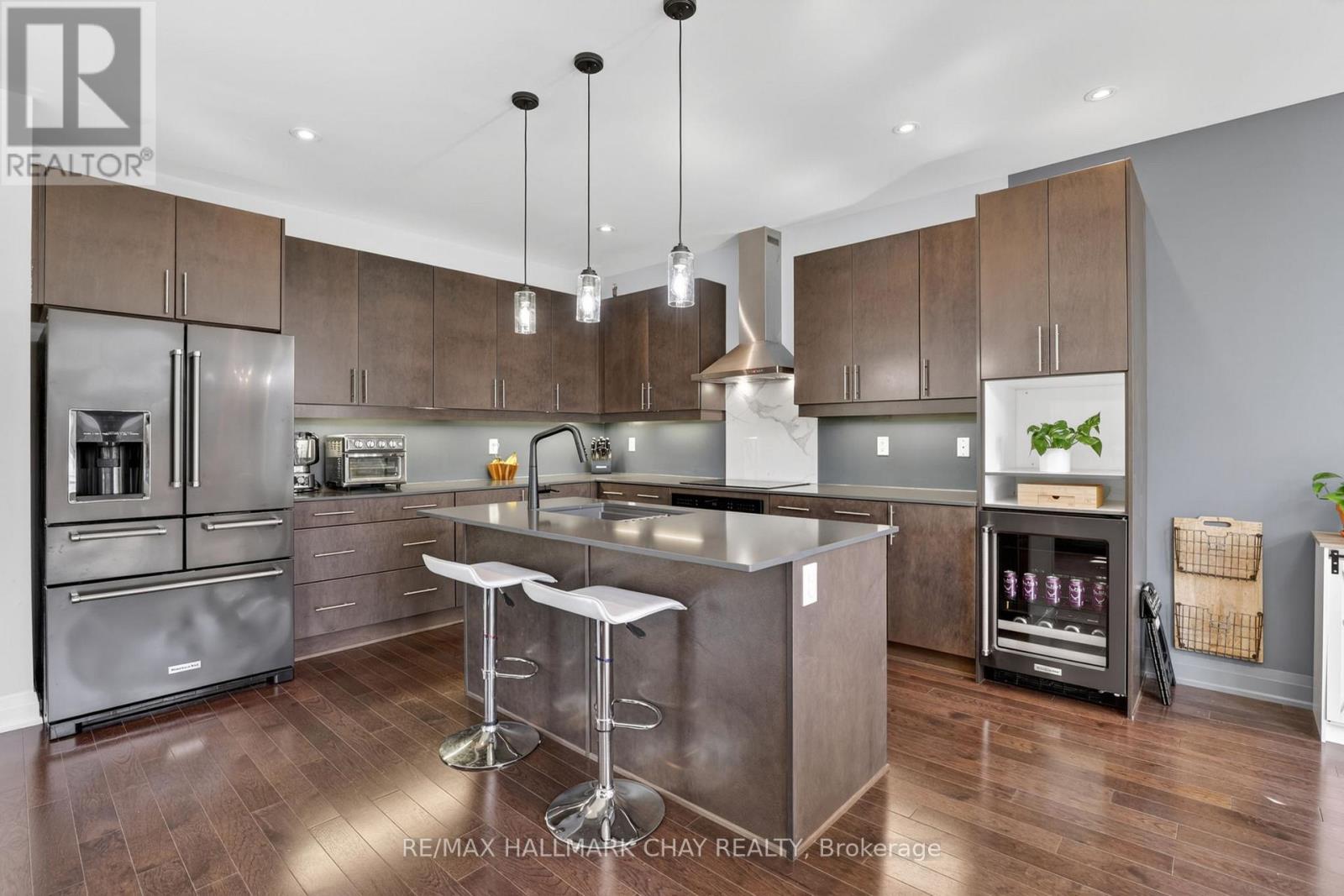 43 WALLS CRESCENT - 17