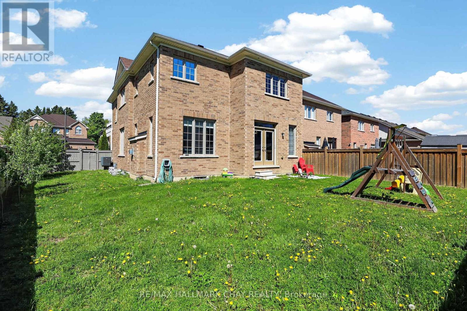 43 WALLS CRESCENT - 6