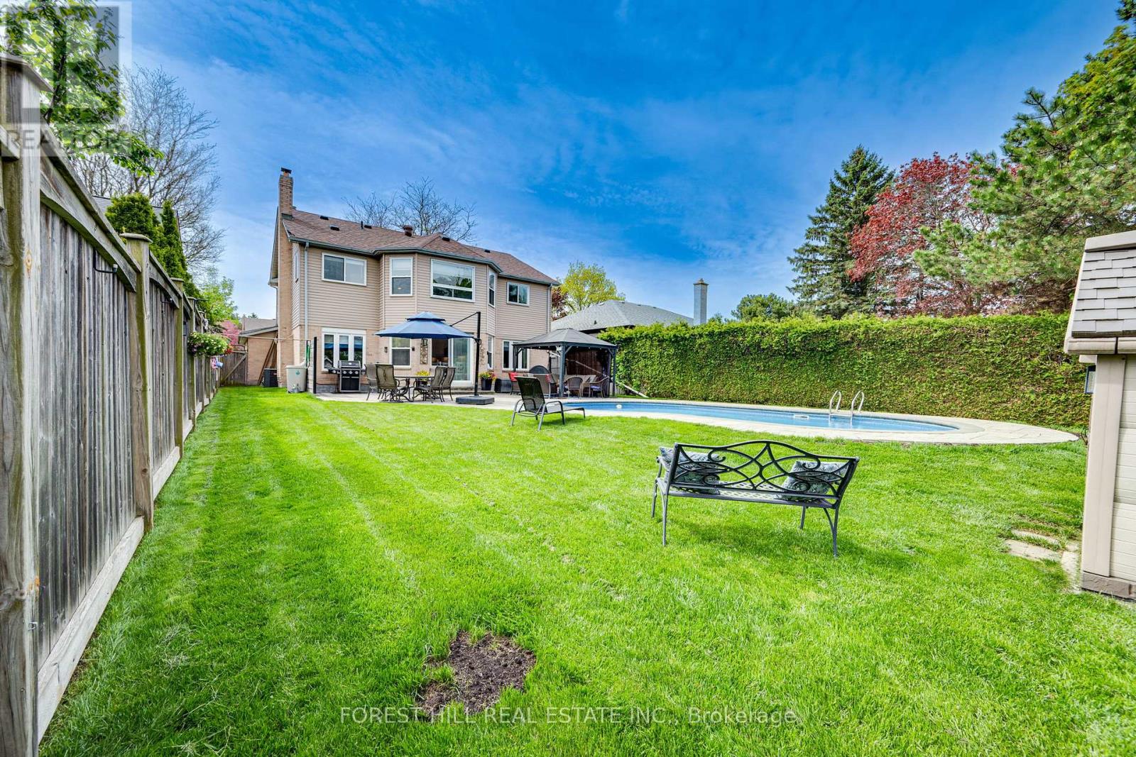 4 MILGATE PLACE - 32