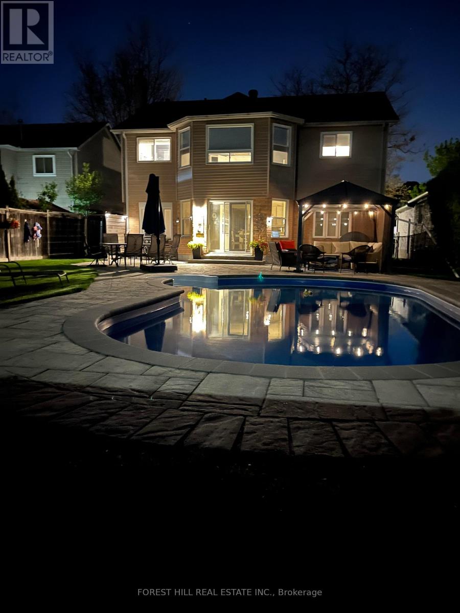 4 MILGATE PLACE - 35