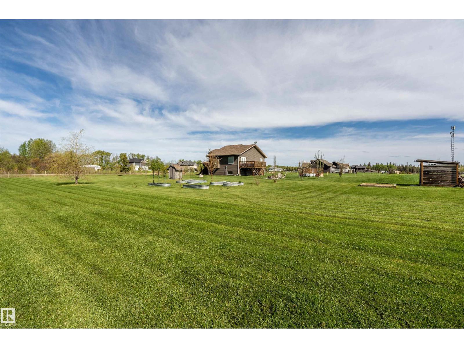 18 42011 Twp Rd 624 - 43