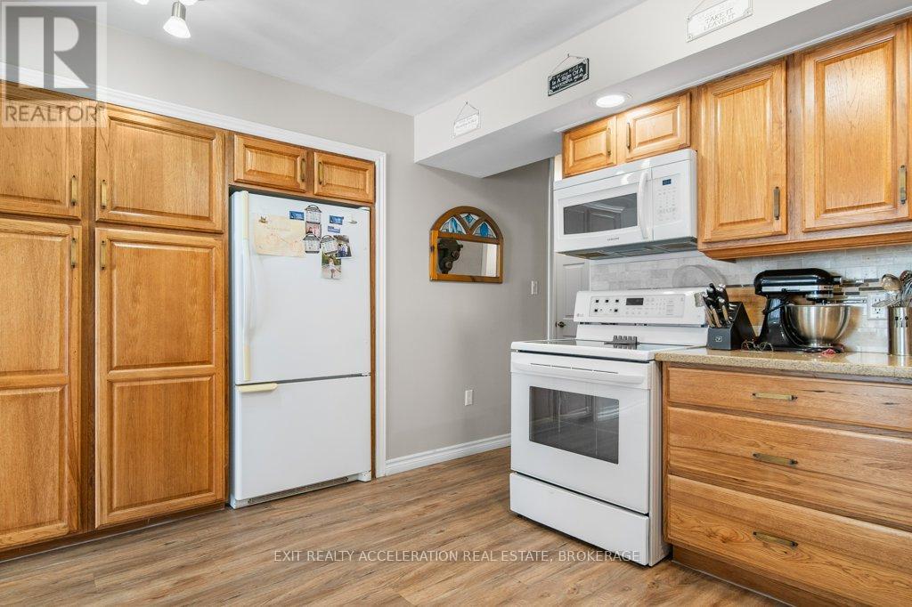 8738 COUNTY ROAD 2 W - 8