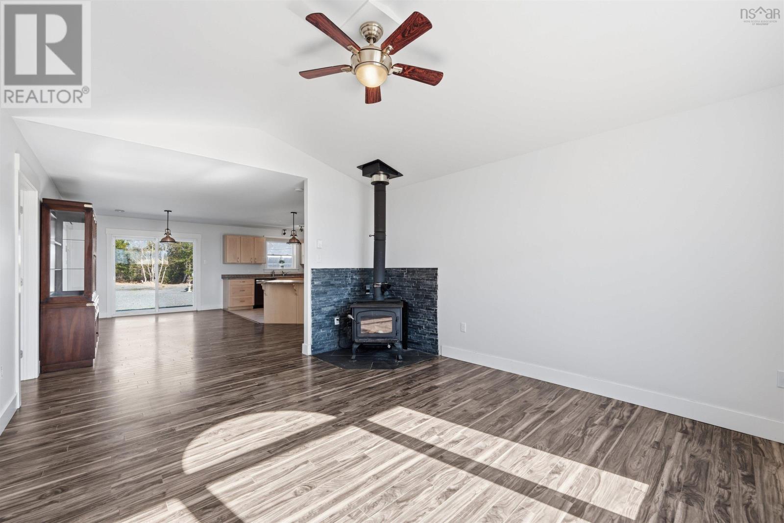 281 Heselton Drive - 13