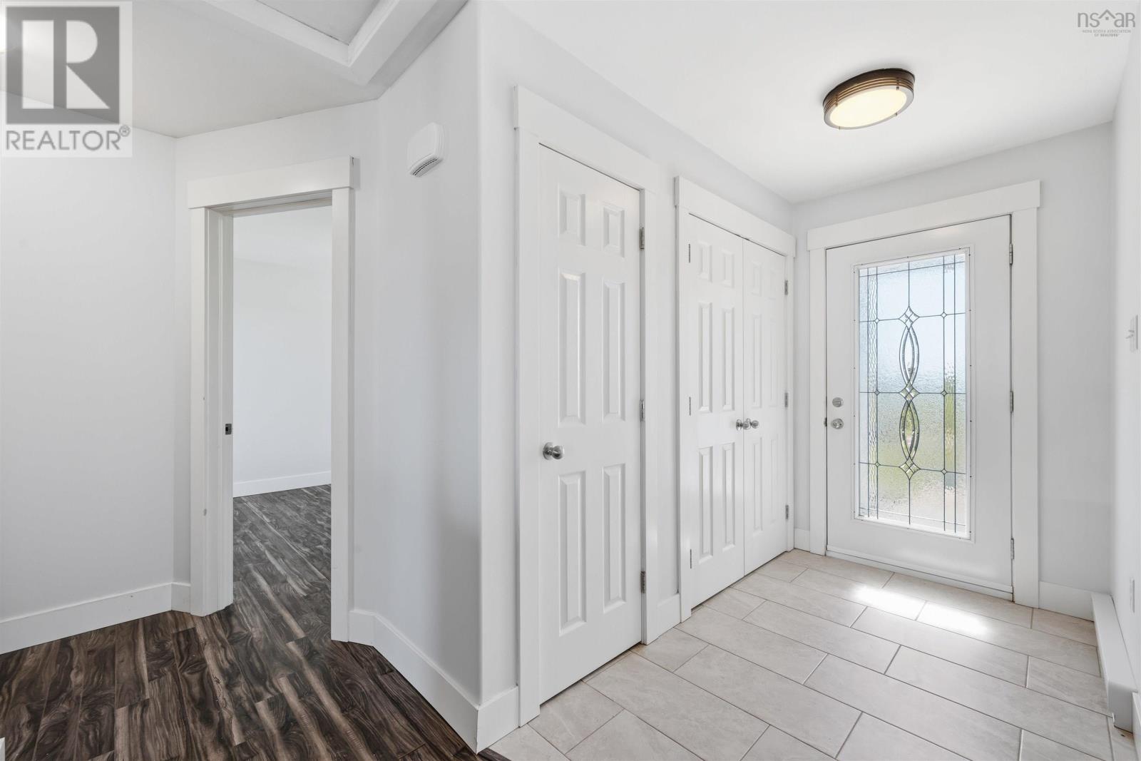 281 Heselton Drive - Image 3