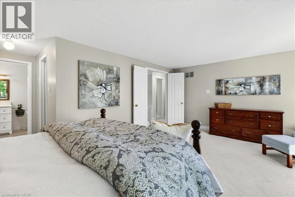 799 HAWKINS Crescent - 23