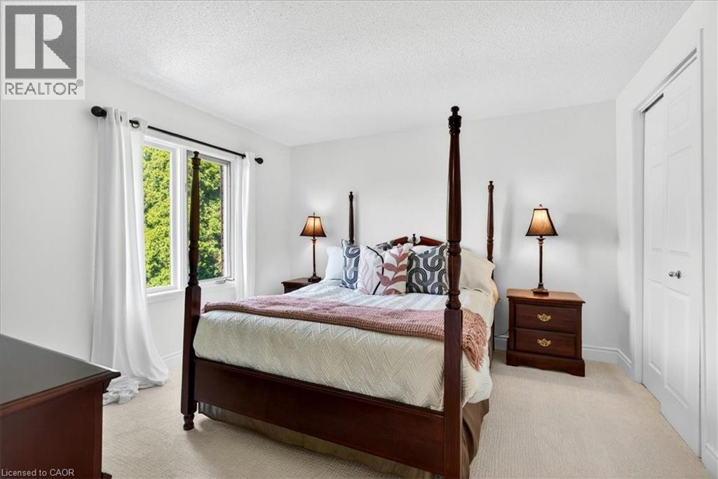 799 HAWKINS Crescent - 27