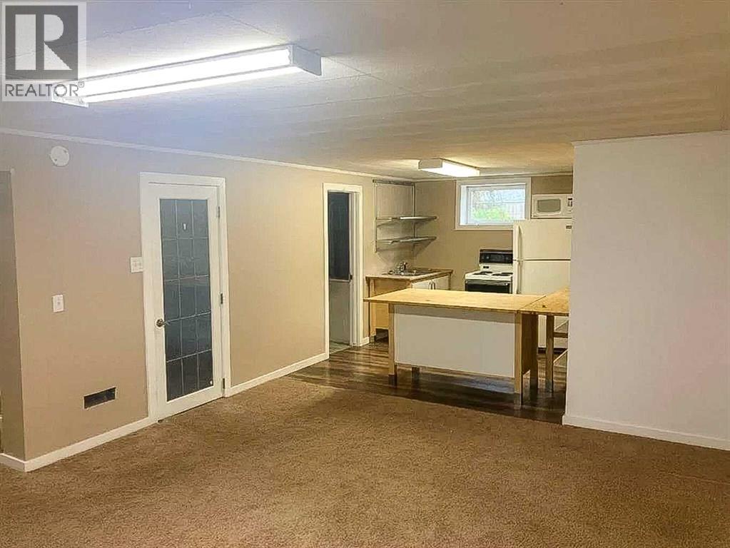 84 Waterloo Drive SW - 26