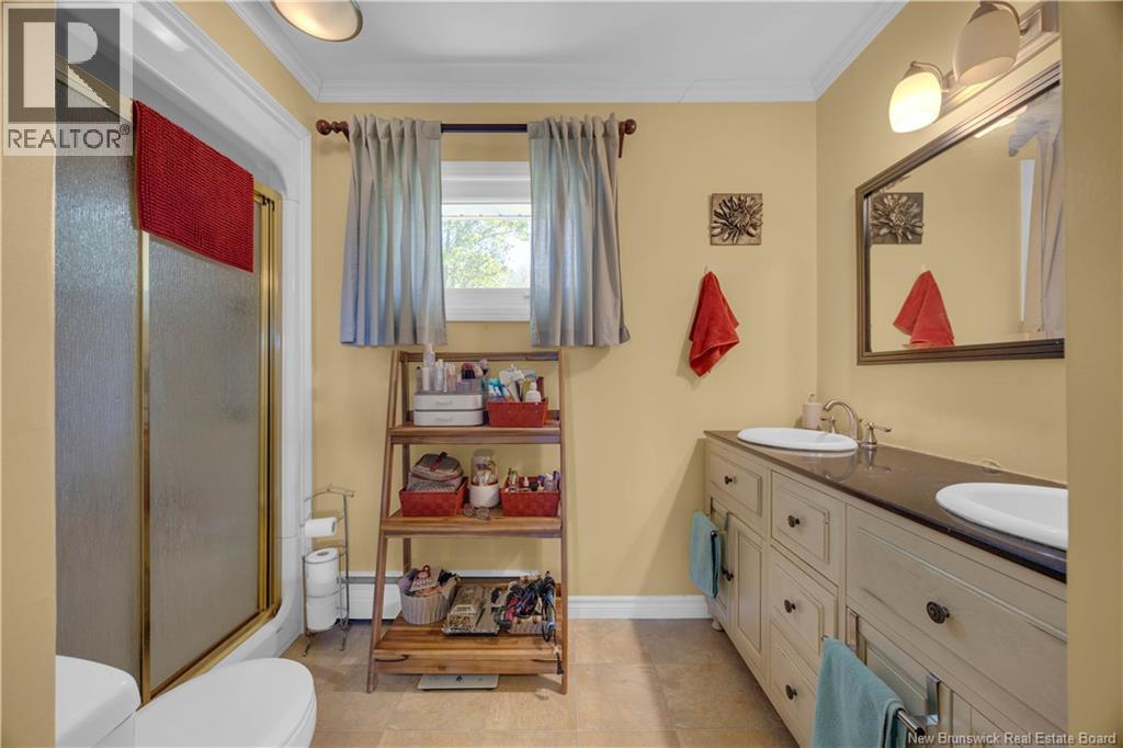 68 Elizabeth Parkway - 21