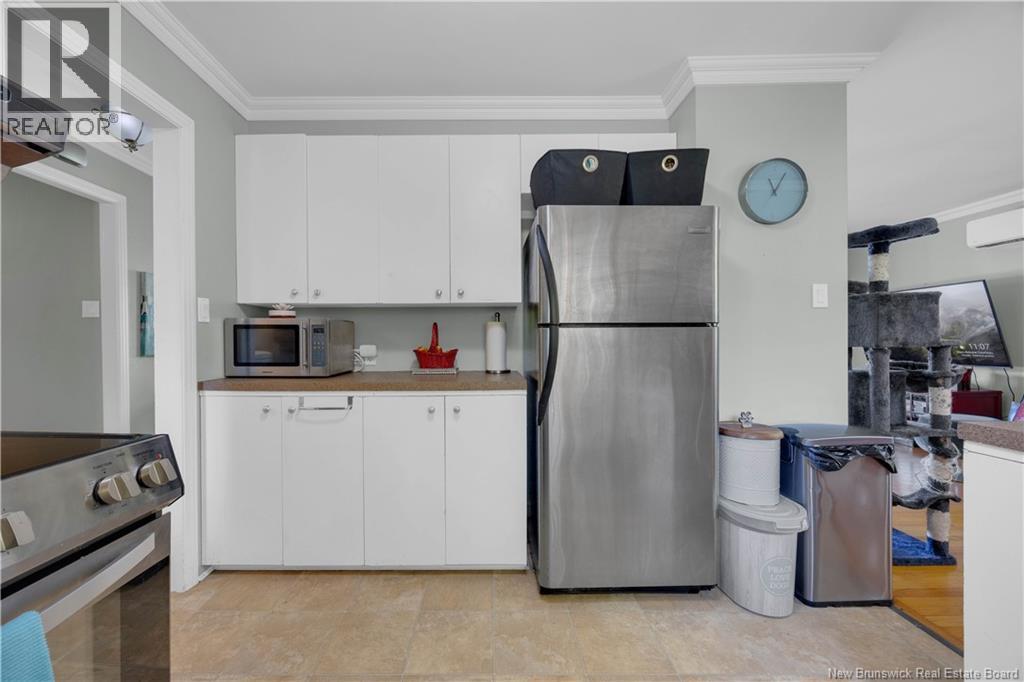 68 Elizabeth Parkway - 24