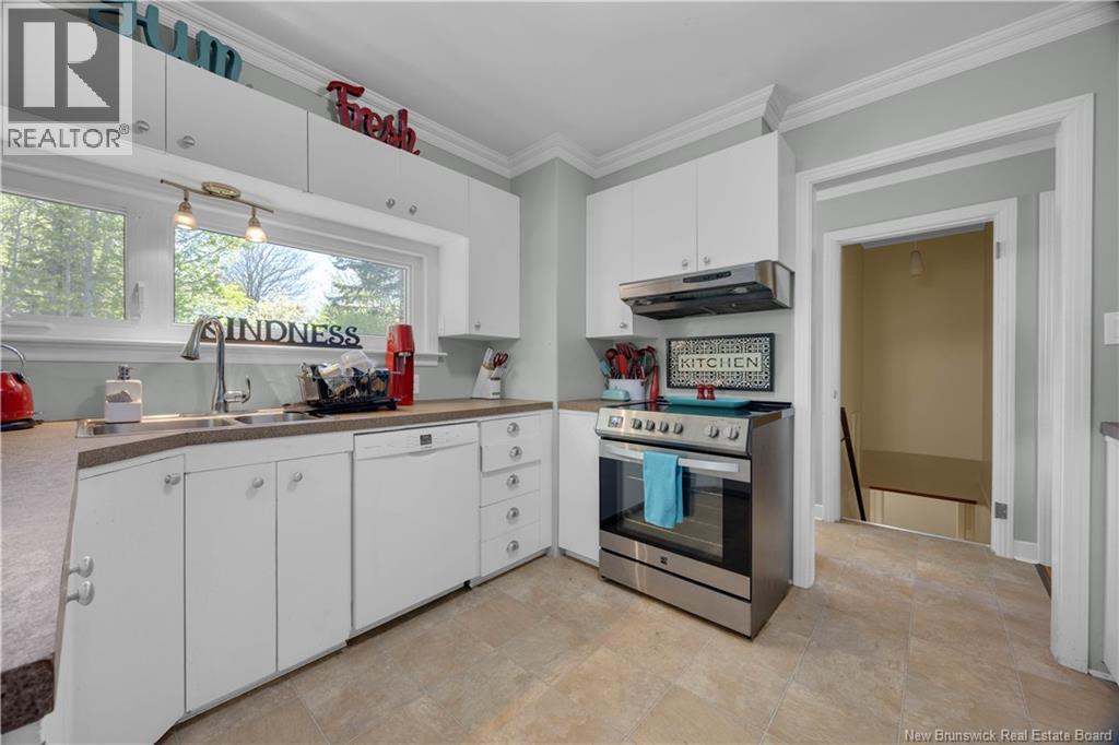 68 Elizabeth Parkway - 25