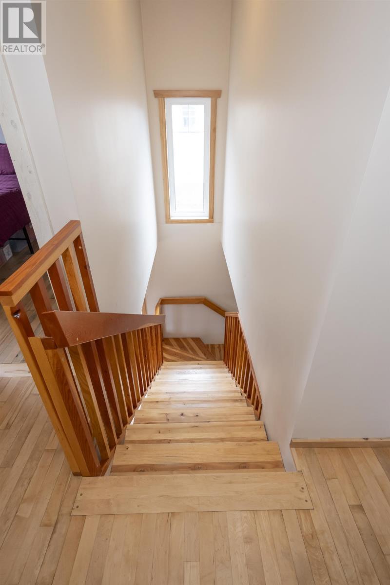286 Van Horne ST - 33