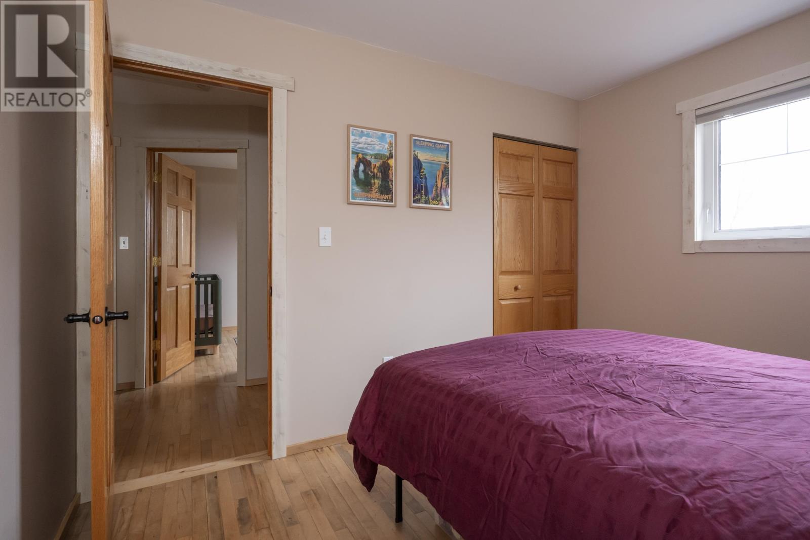 286 Van Horne ST - 25