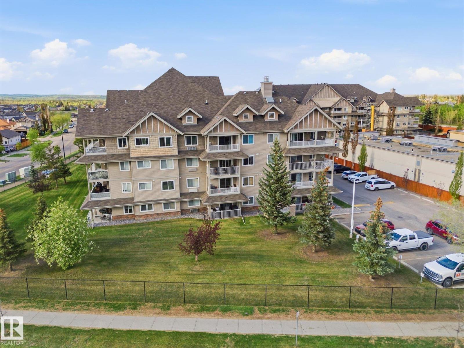 #404A 6 SPRUCE RIDGE DR exterior