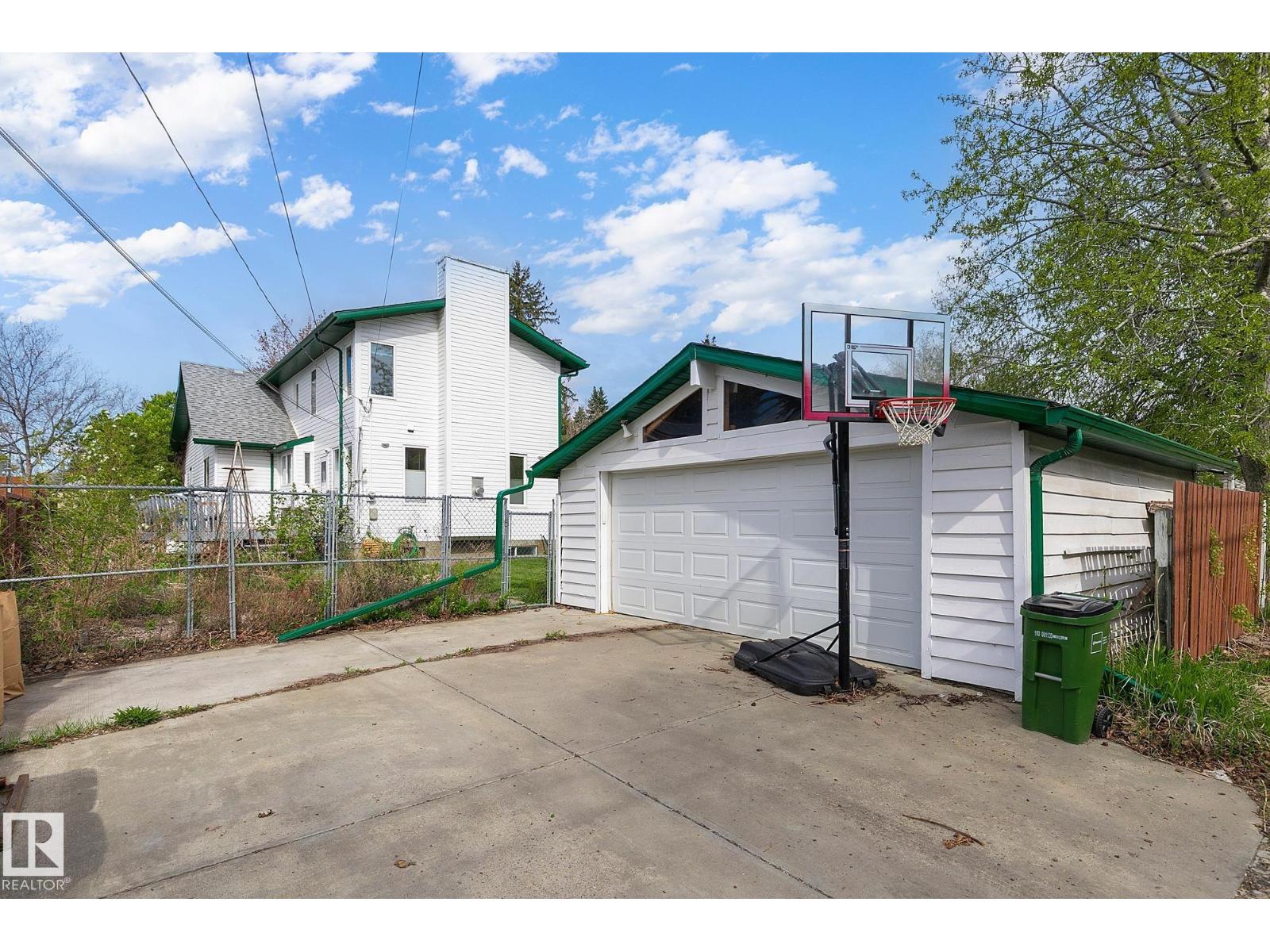 10823 130 ST NW - 53