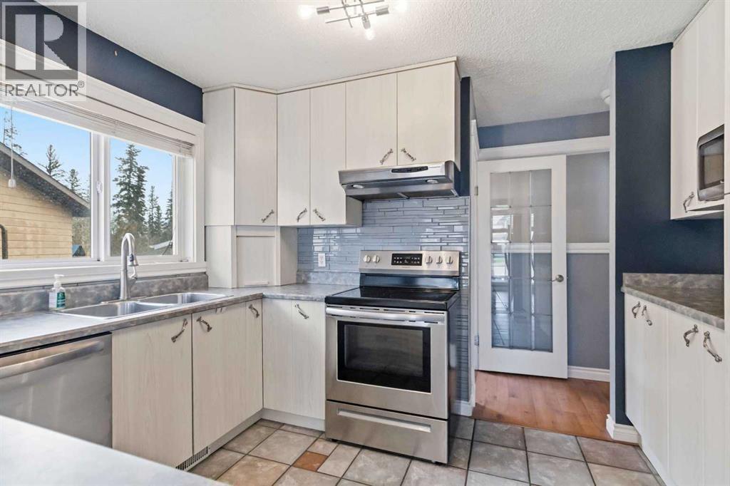 233 GLADSTONE Bay, Fort McMurray