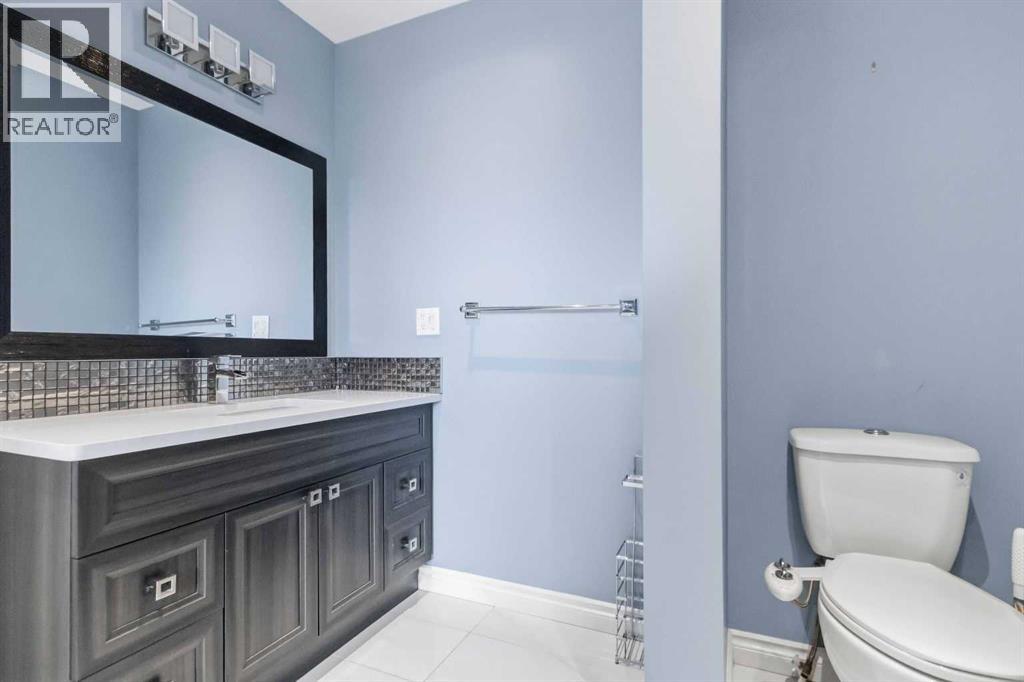 233 GLADSTONE Bay, Fort McMurray