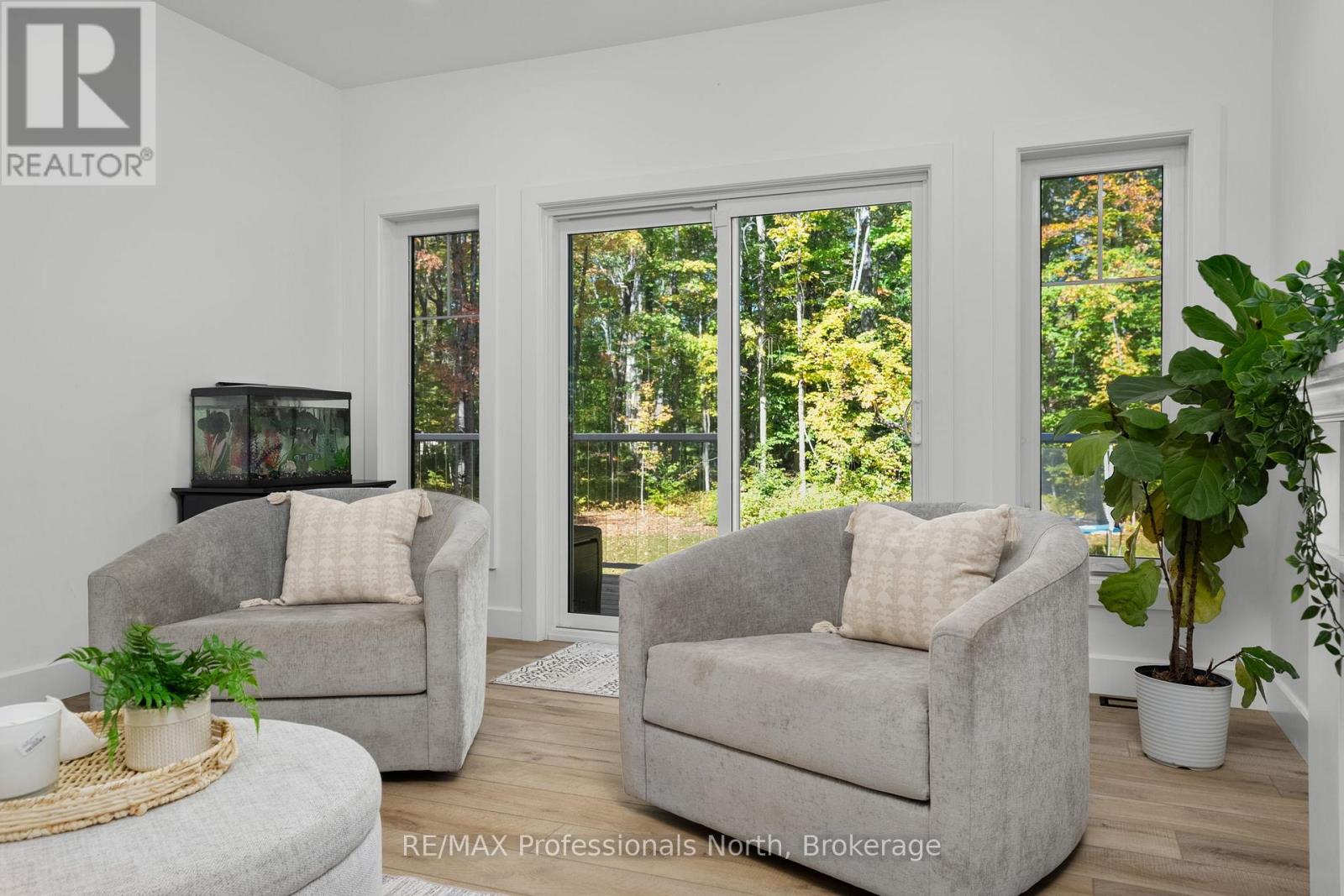 1034 XAVIER STREET - 21