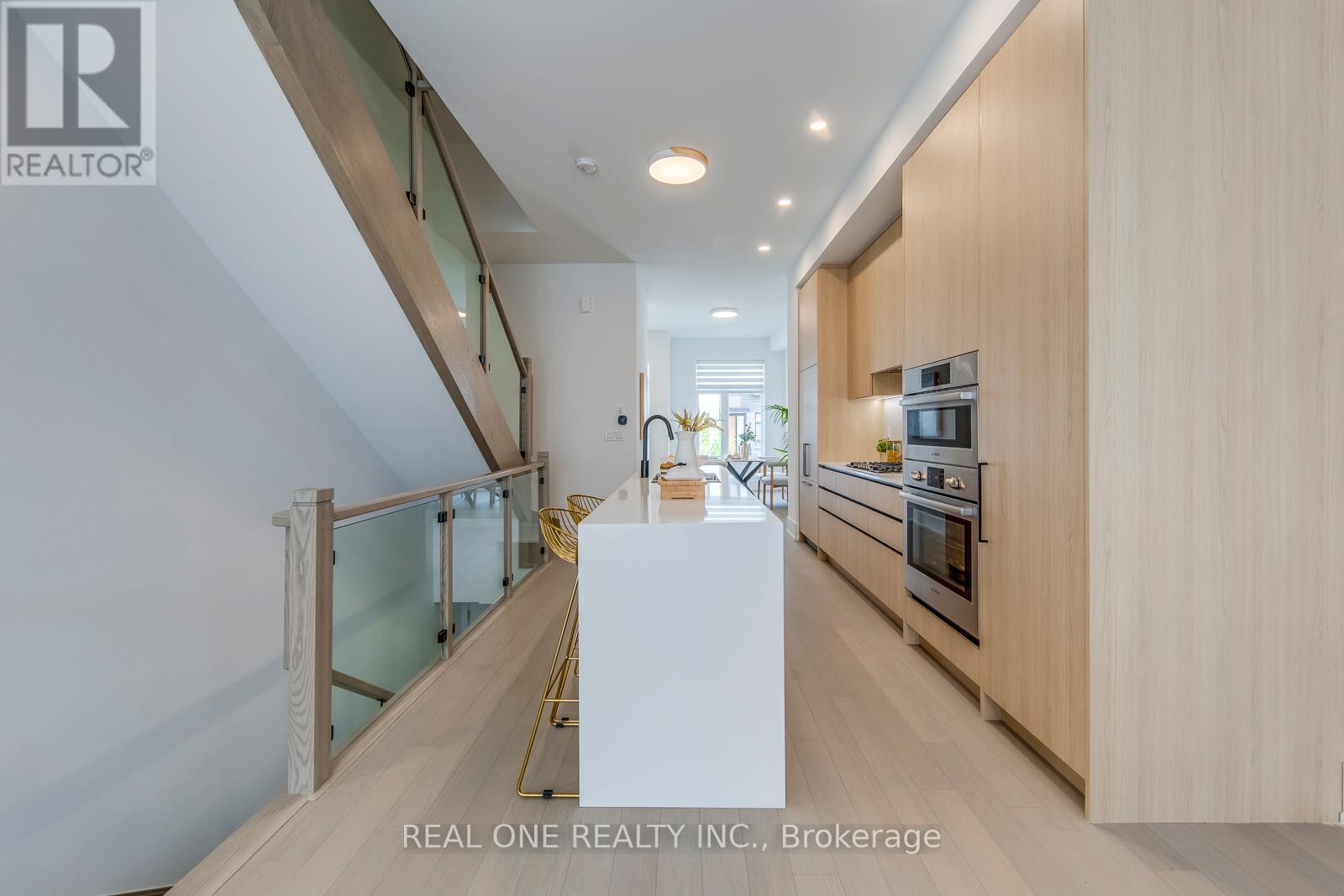 #13 20 LOU PARSONS WAY - 14