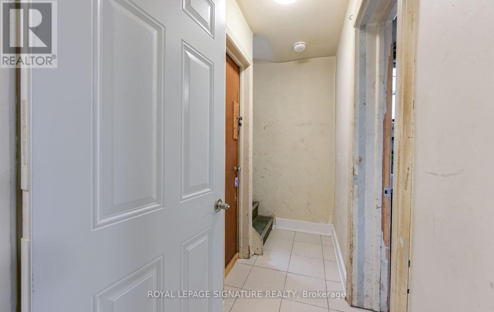 226 BICKNELL AVENUE - 15
