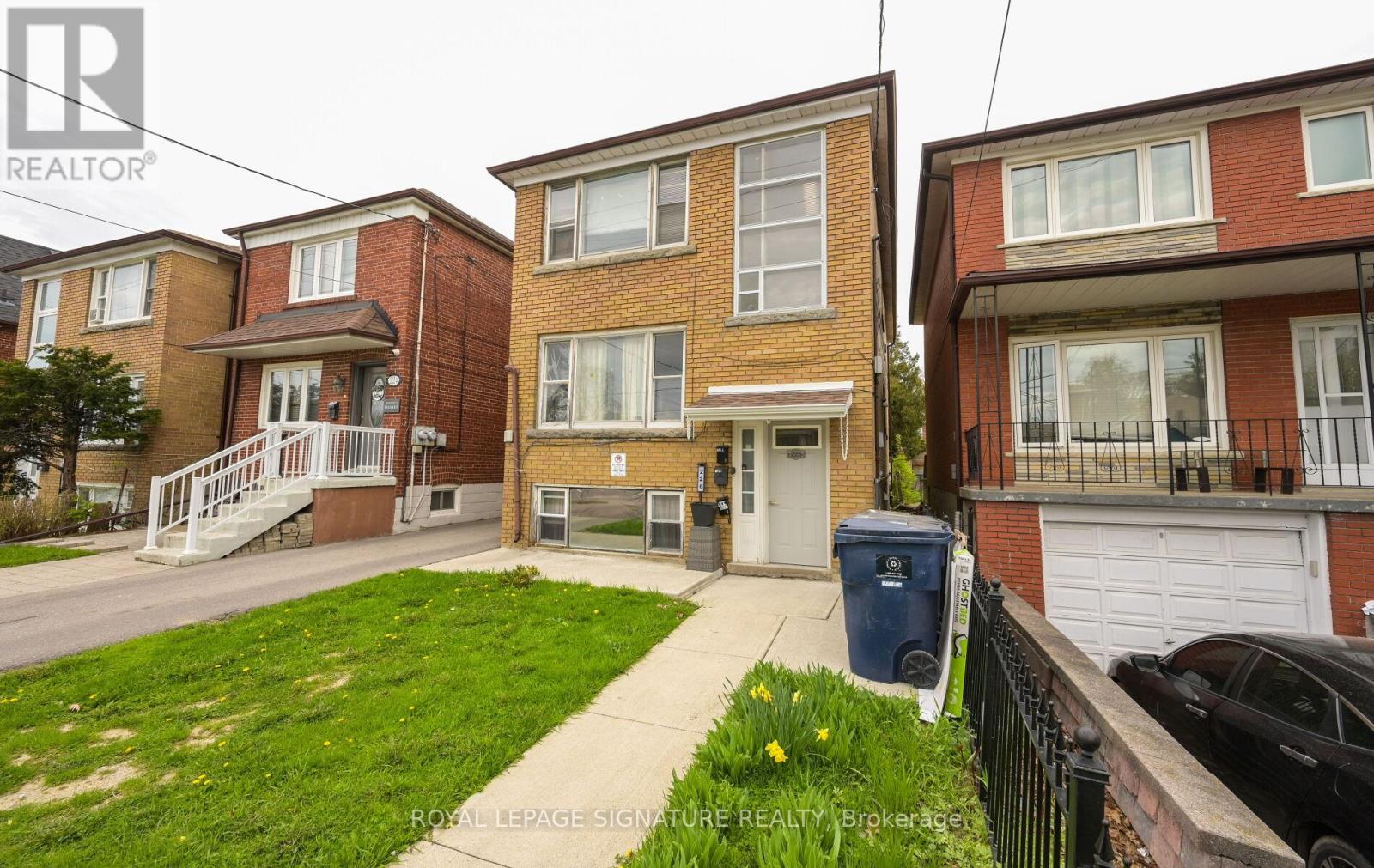 226 BICKNELL AVENUE - Image 2