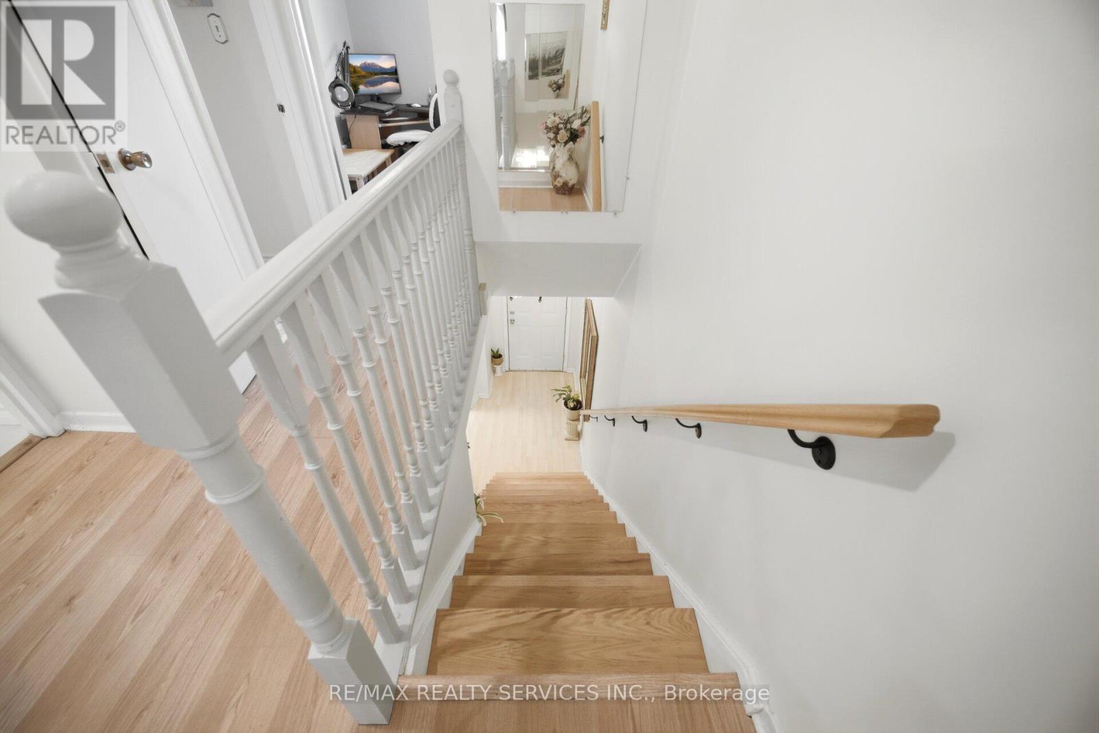 14 TARA PARK CRESCENT - 19