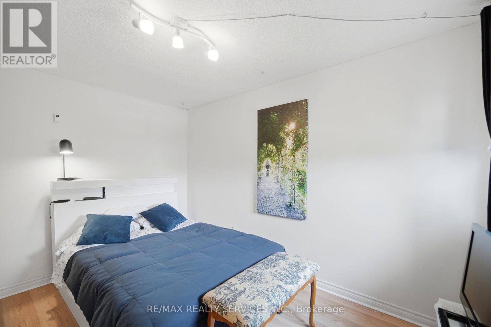 14 TARA PARK CRESCENT - 25