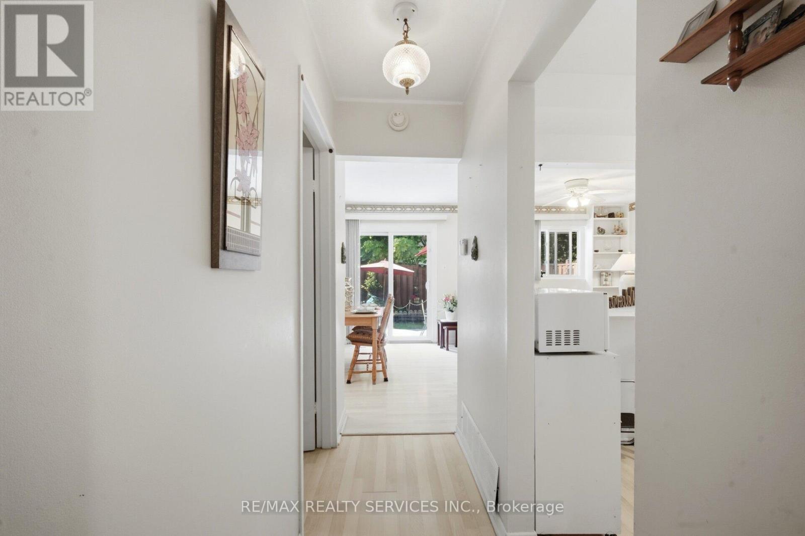 14 TARA PARK CRESCENT - 6