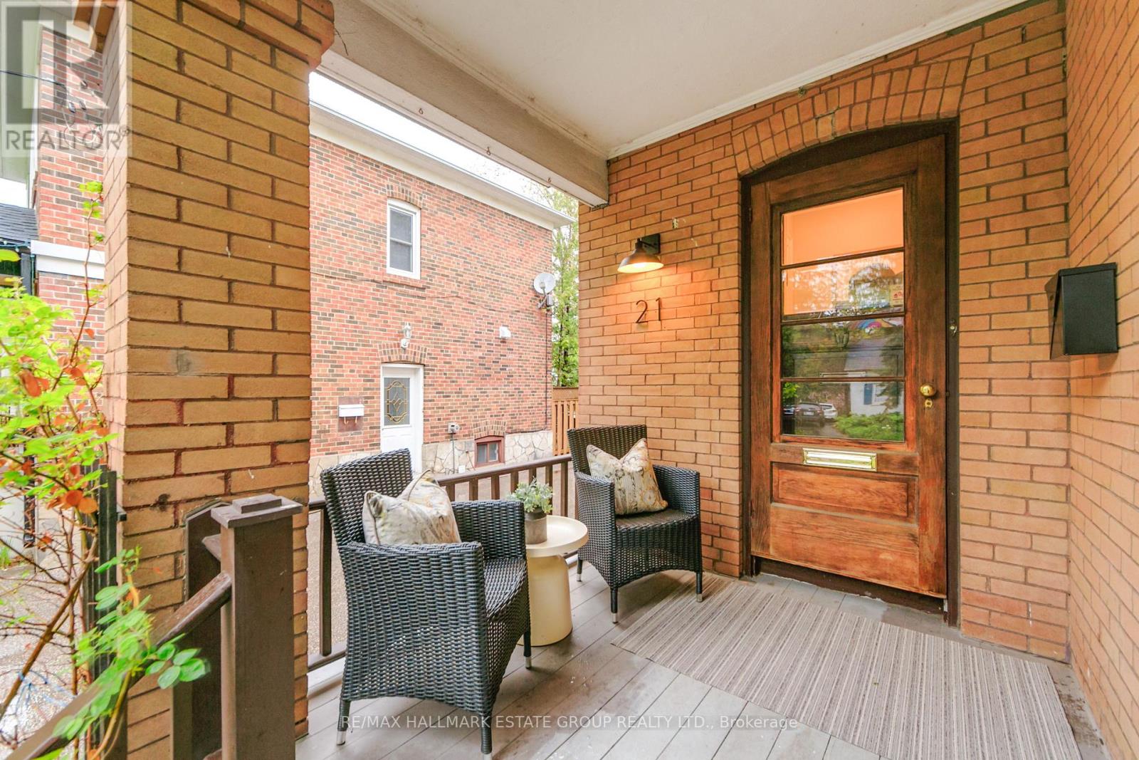 21 CROSS STREET - Image 2
