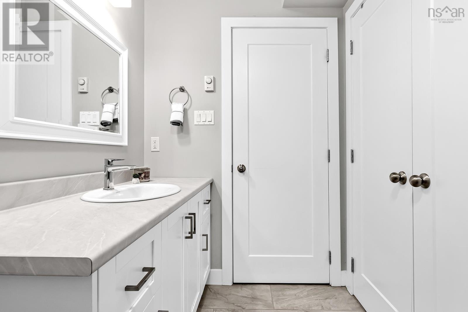 109 Executive Drive - 28