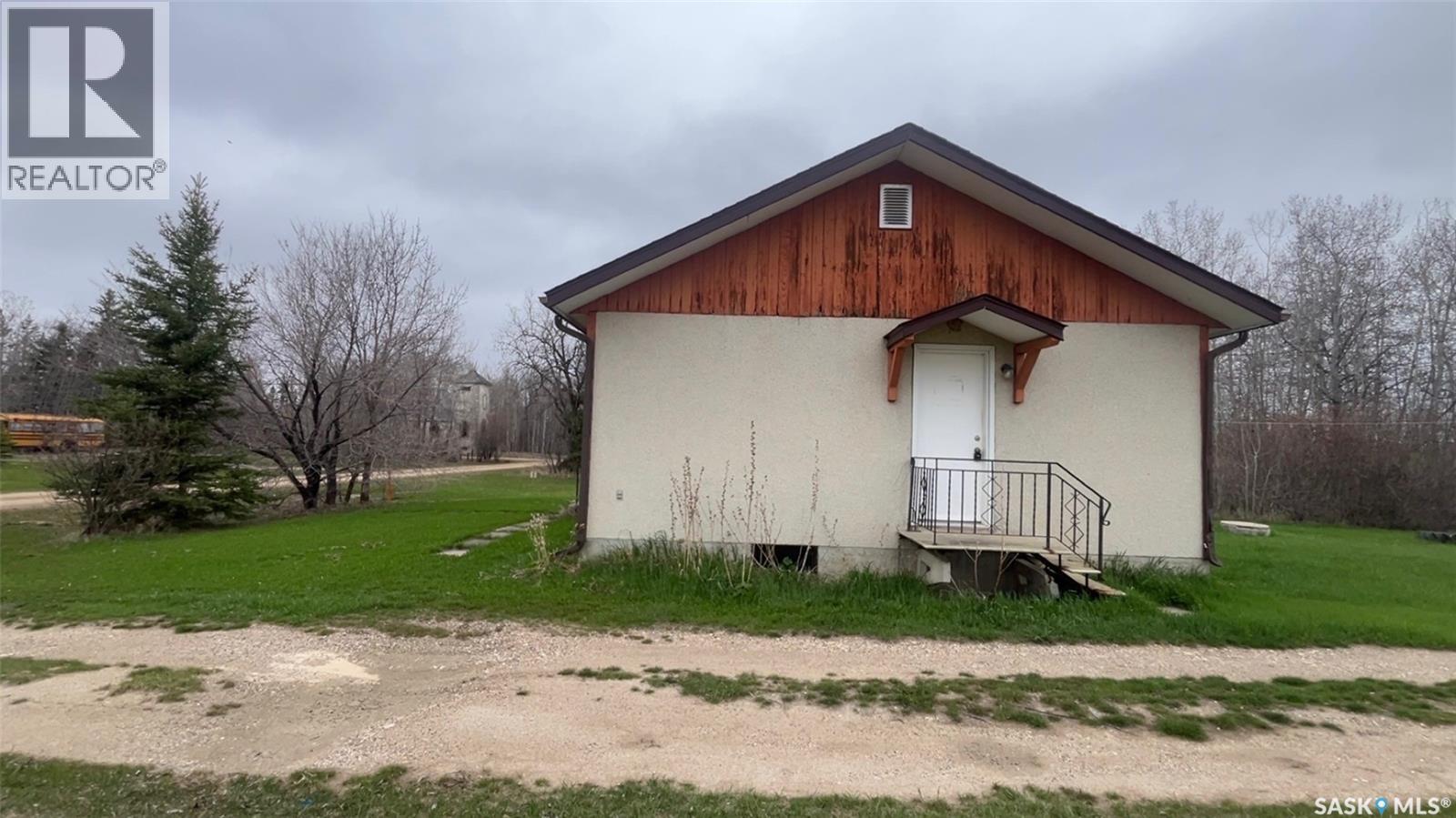 563 Birch STREET - 4