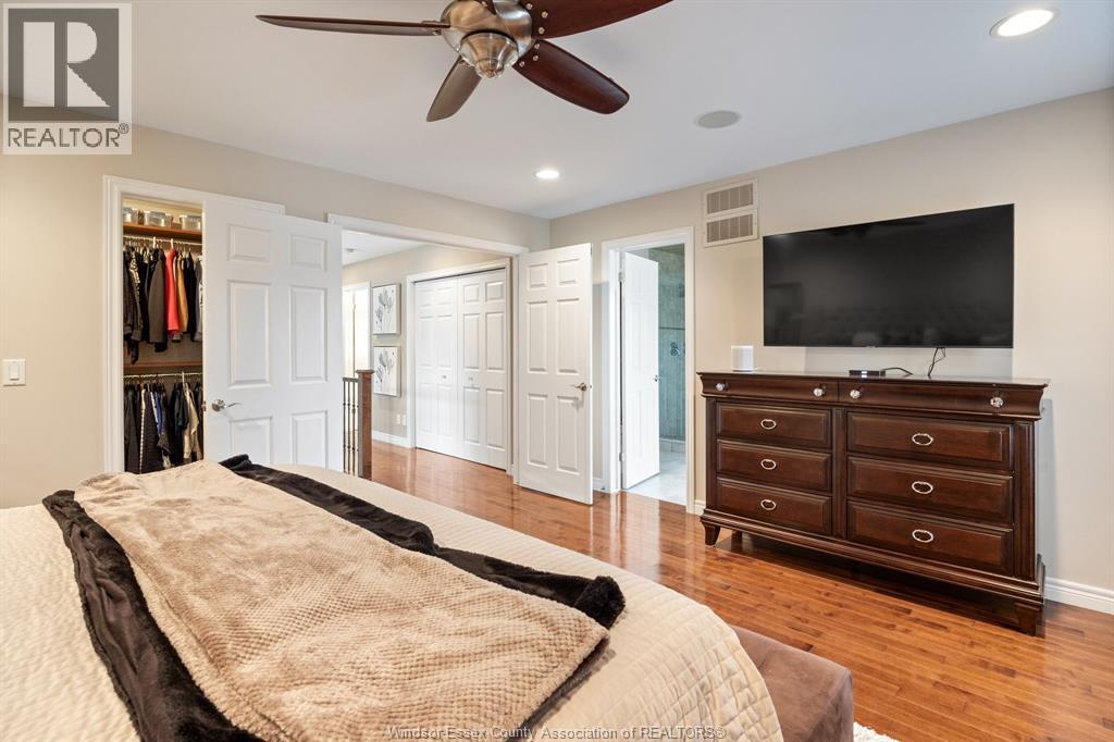 2105 WASHINGTON BOULEVARD - 23