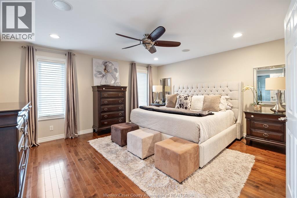 2105 WASHINGTON BOULEVARD - 21