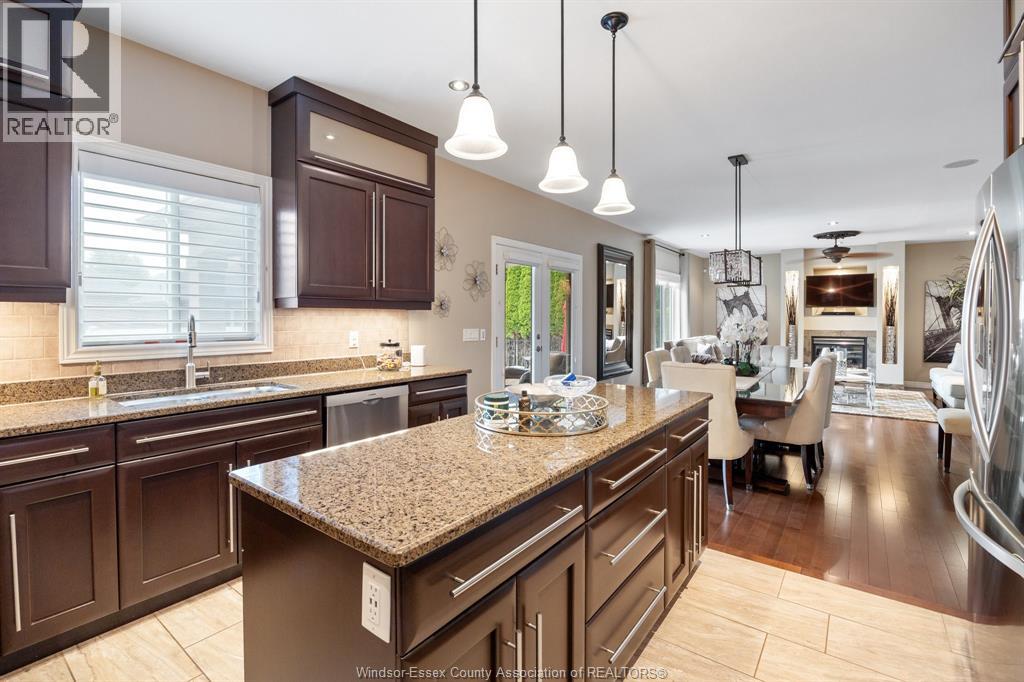 2105 WASHINGTON BOULEVARD - 18