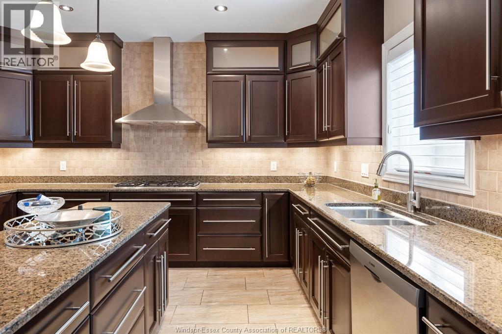 2105 WASHINGTON BOULEVARD - 16