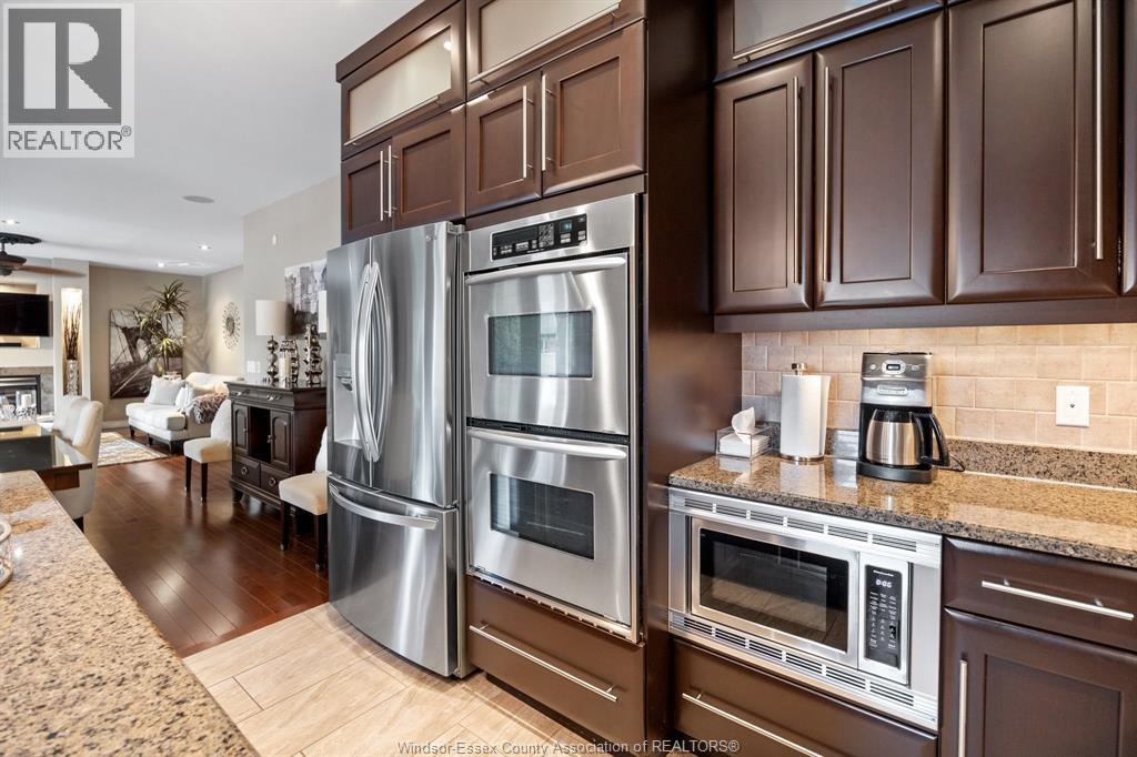 2105 WASHINGTON BOULEVARD - 17