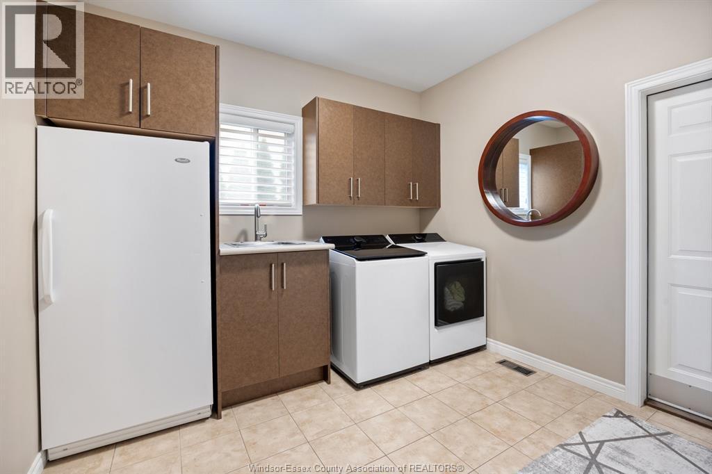 2105 WASHINGTON BOULEVARD - 20