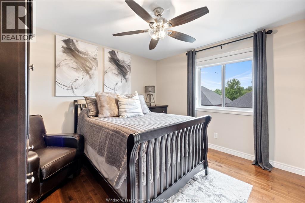 2105 WASHINGTON BOULEVARD - 26