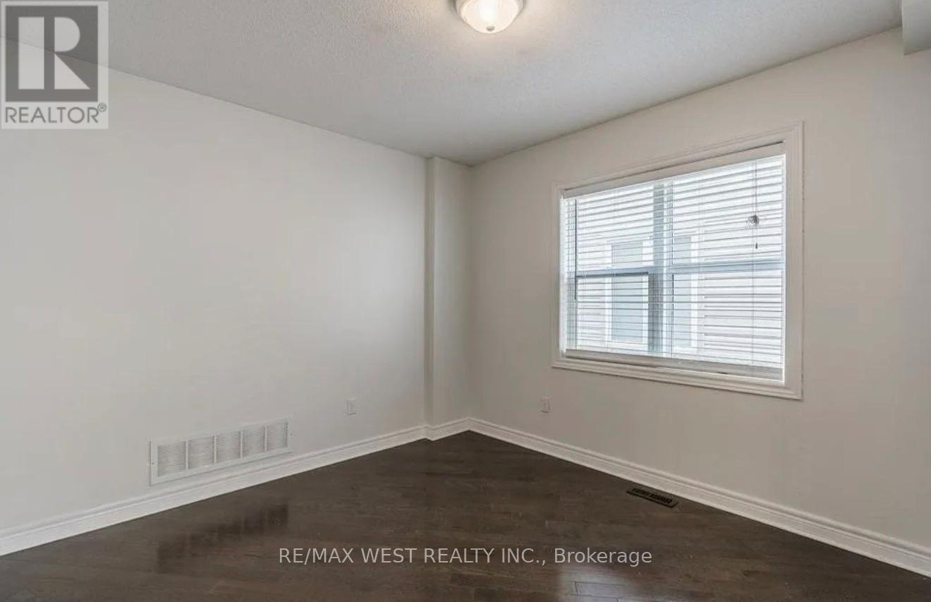 36 HAYNES COURT - 13
