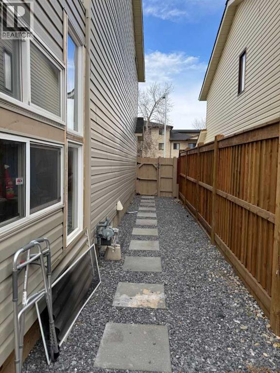 371 Falshire Drive NE - 15
