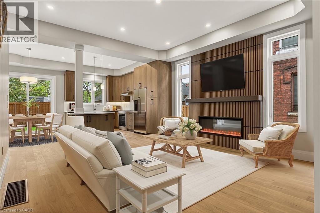 279 HESS Street S - 10