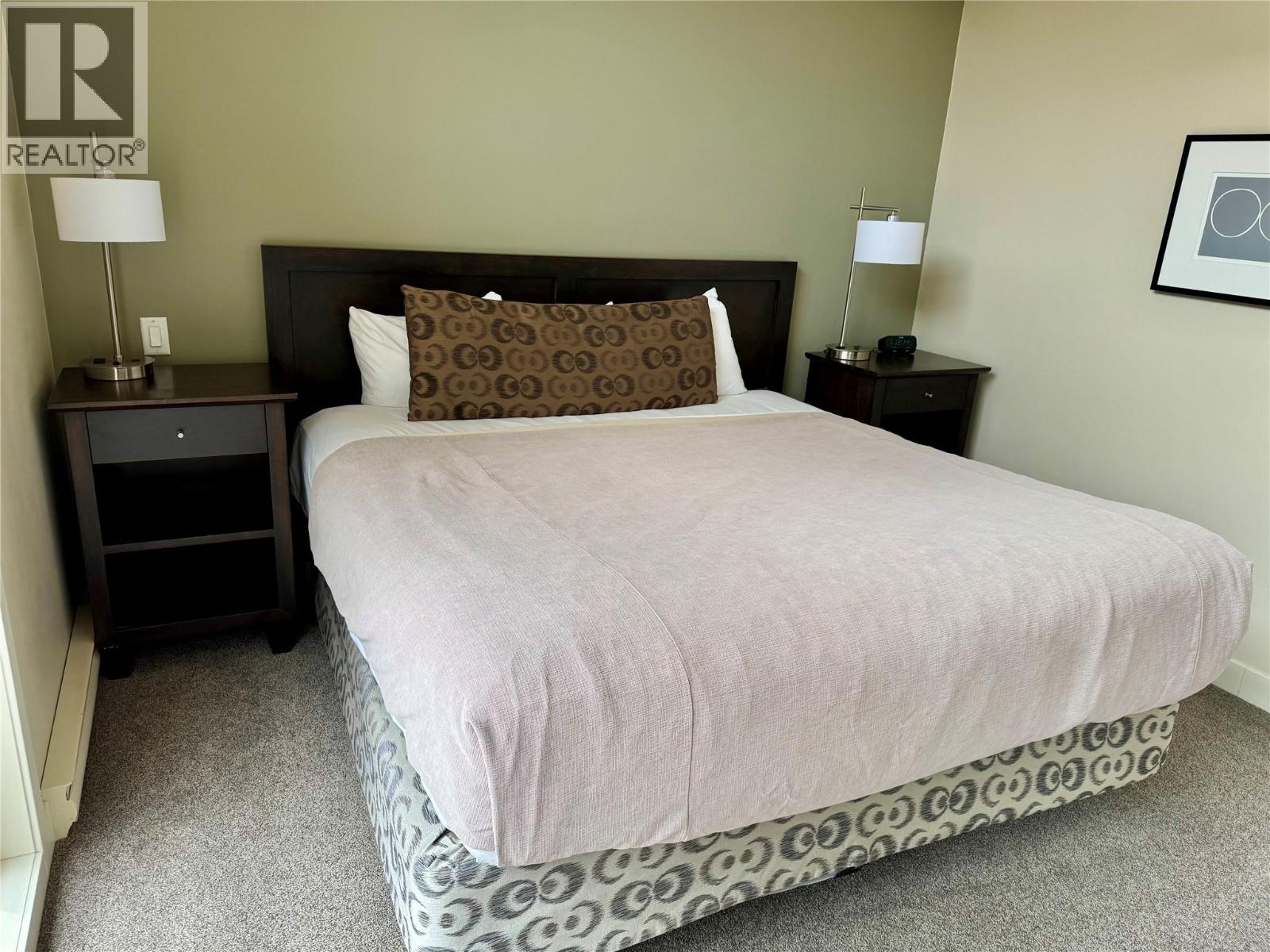#225C 2049 Summit Drive - 13