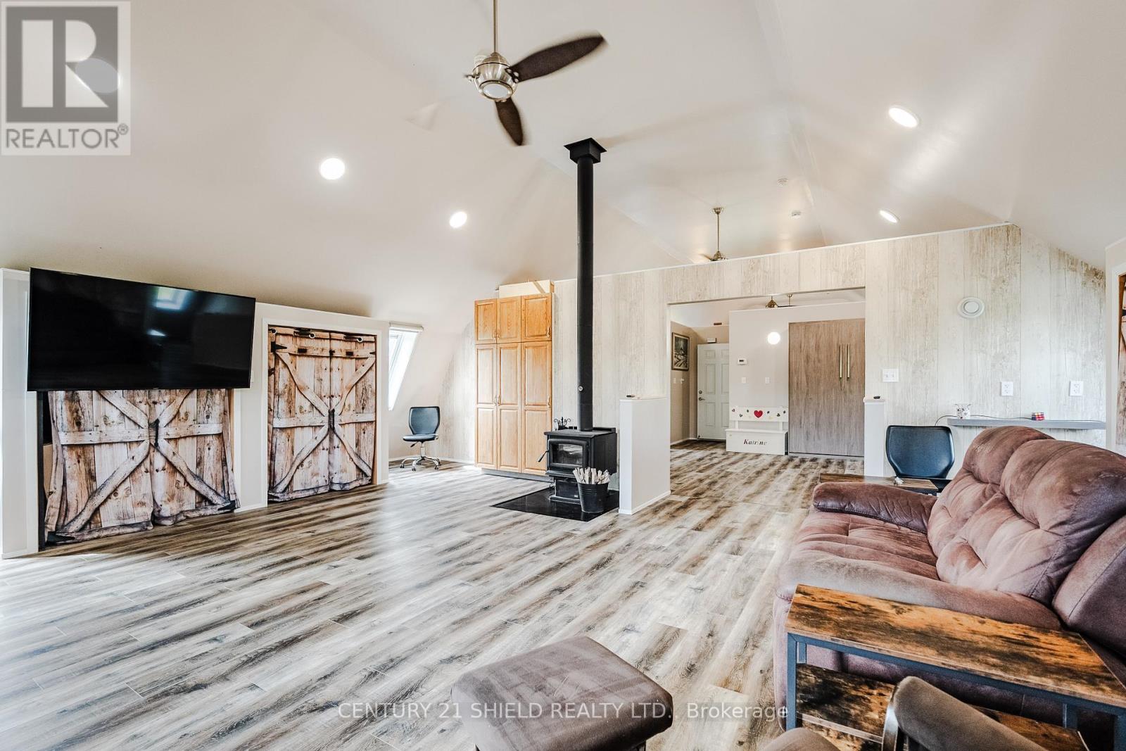 4075 COUNTY RD 15 ROAD - 26