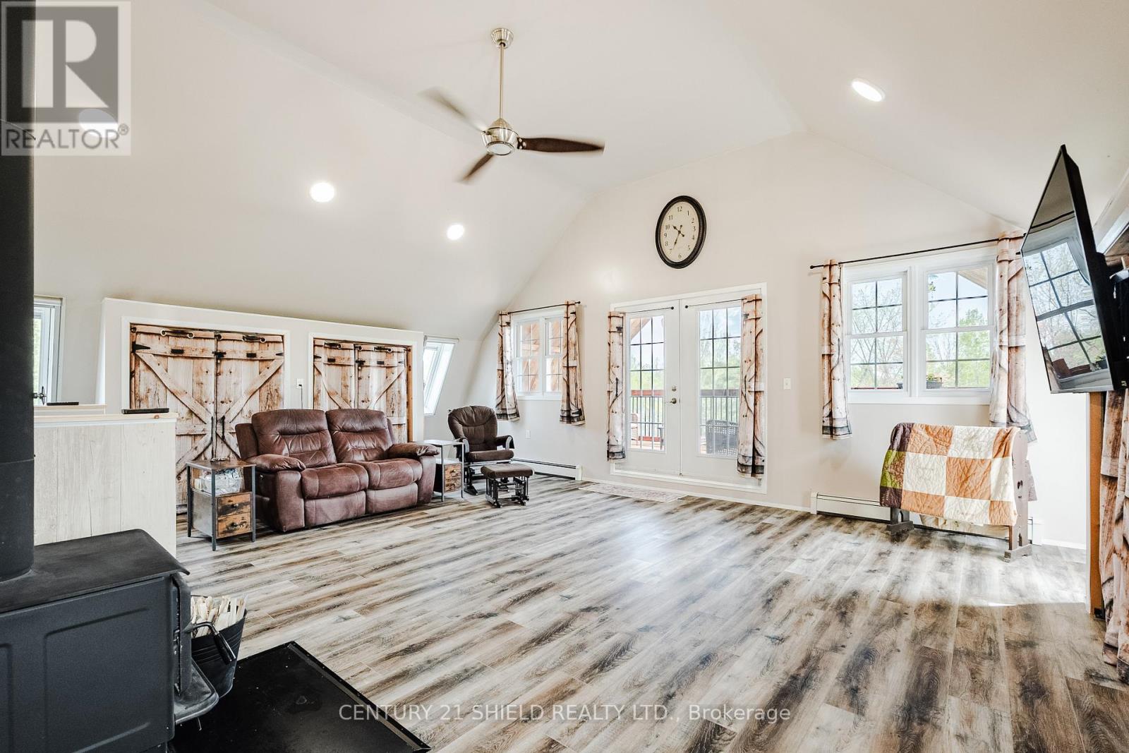 4075 COUNTY RD 15 ROAD - 28