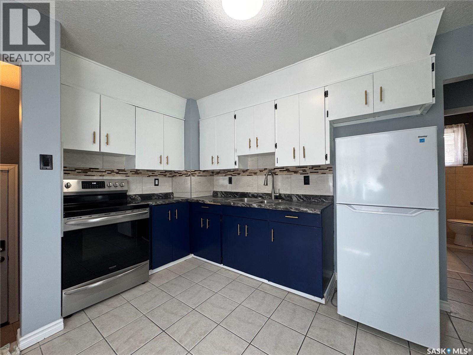 646 Retallack STREET - 6