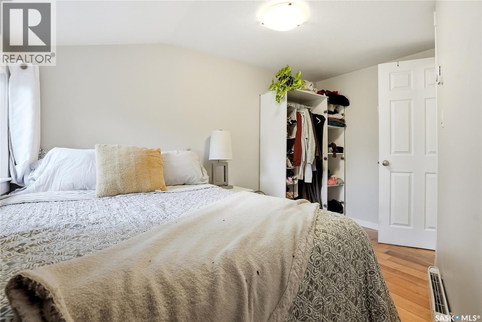 505 F AVENUE S - 14