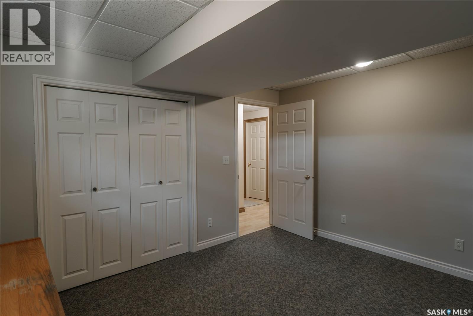 209 Badger COURT - 38