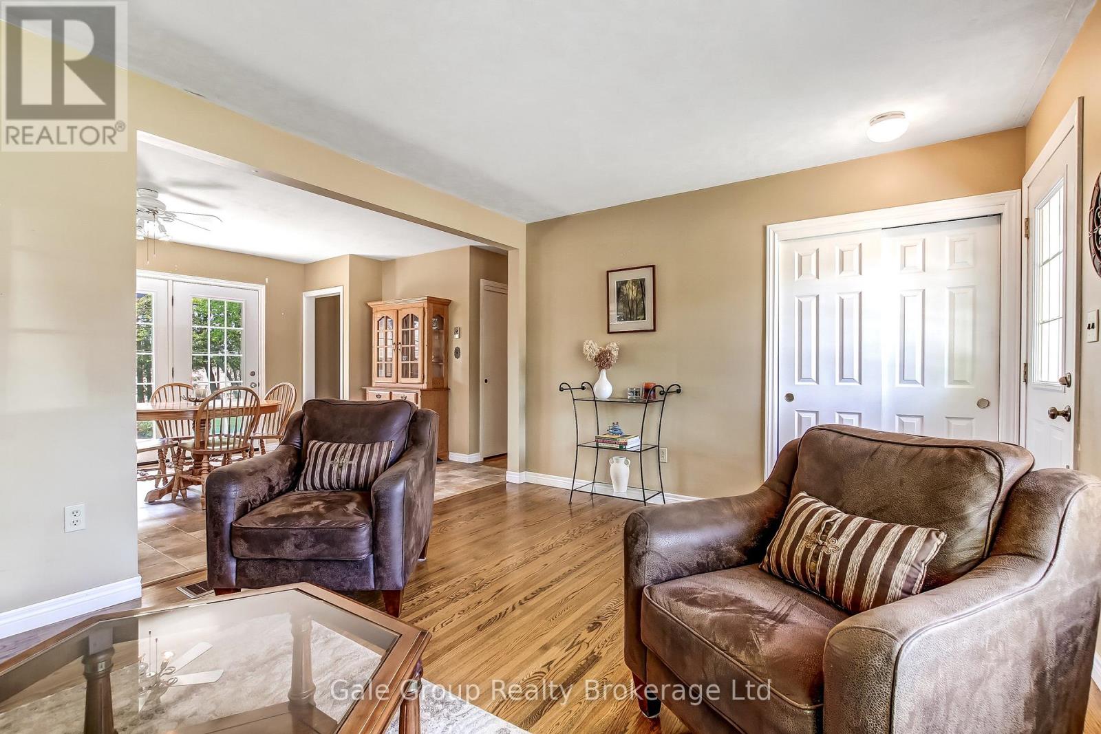 49 BRIAR DRIVE - 14