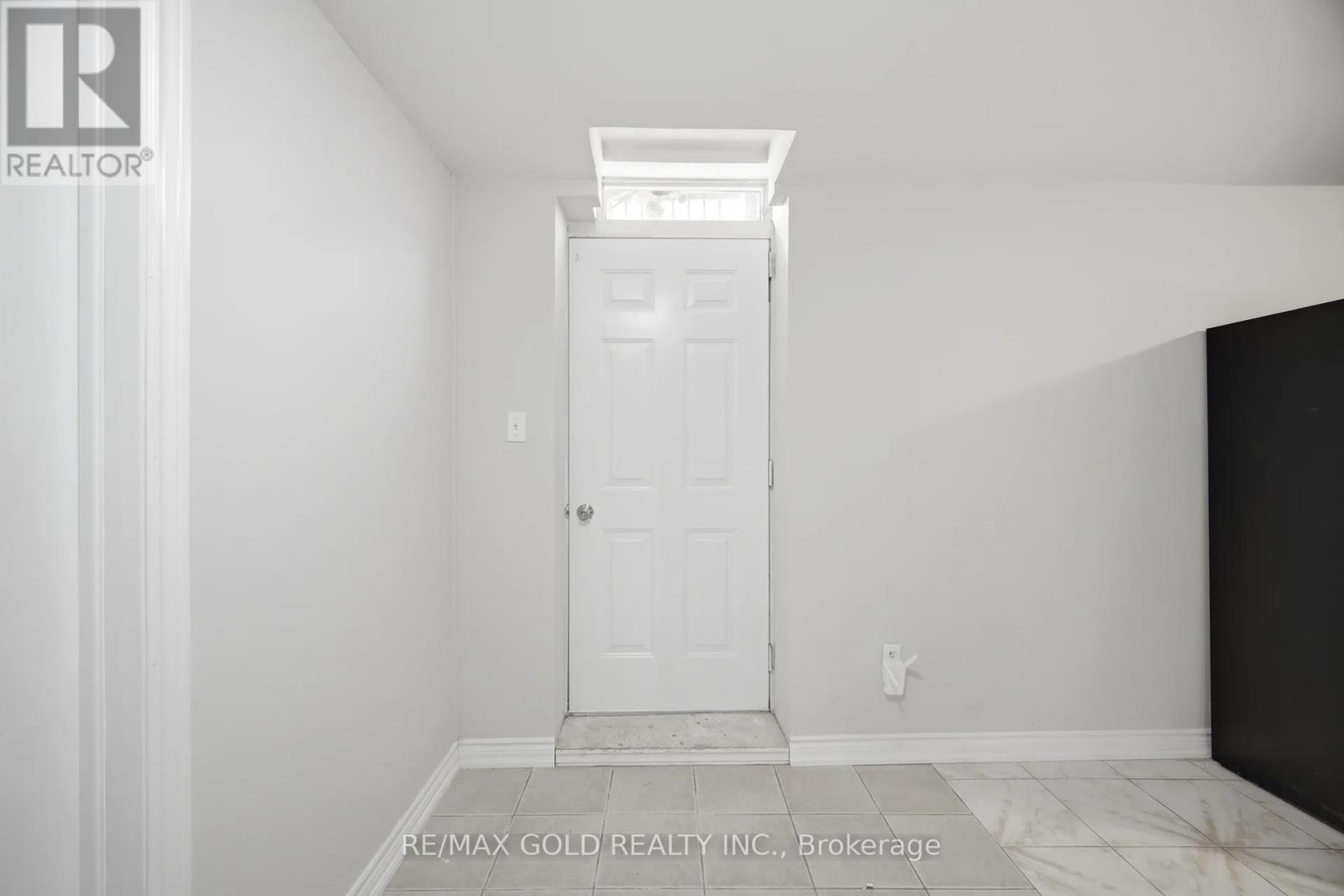 26 GOREVALE DRIVE - 26