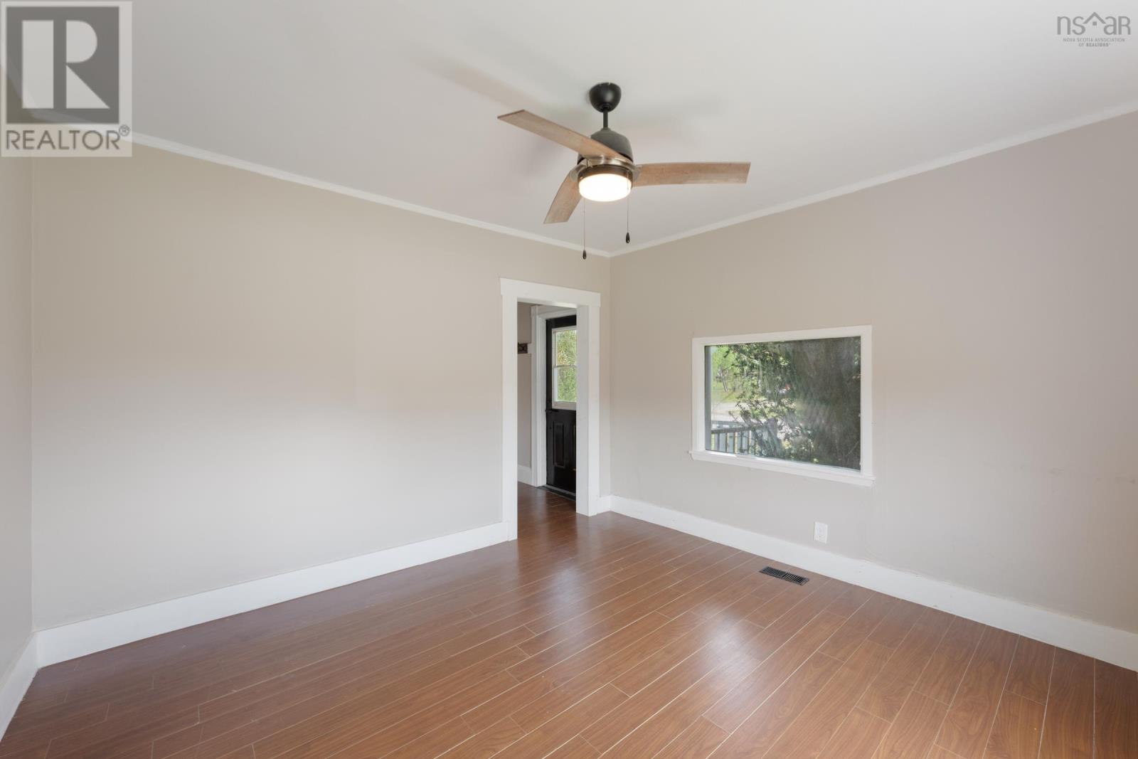 491 New Edinburgh Road - 13