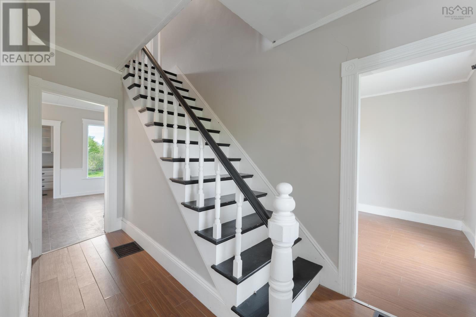 491 New Edinburgh Road - 26